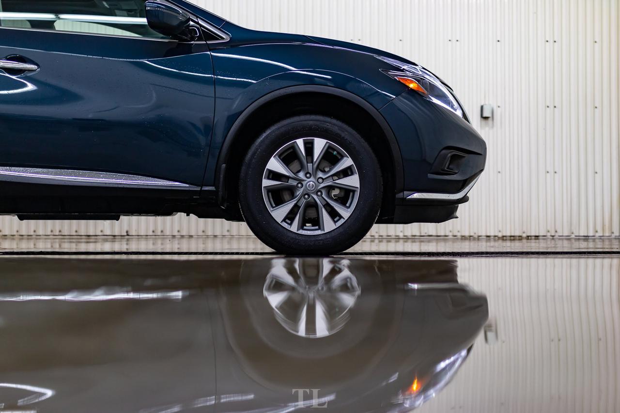 2018 Nissan Murano AWD SV Roof Nav BCam Red Deer AB