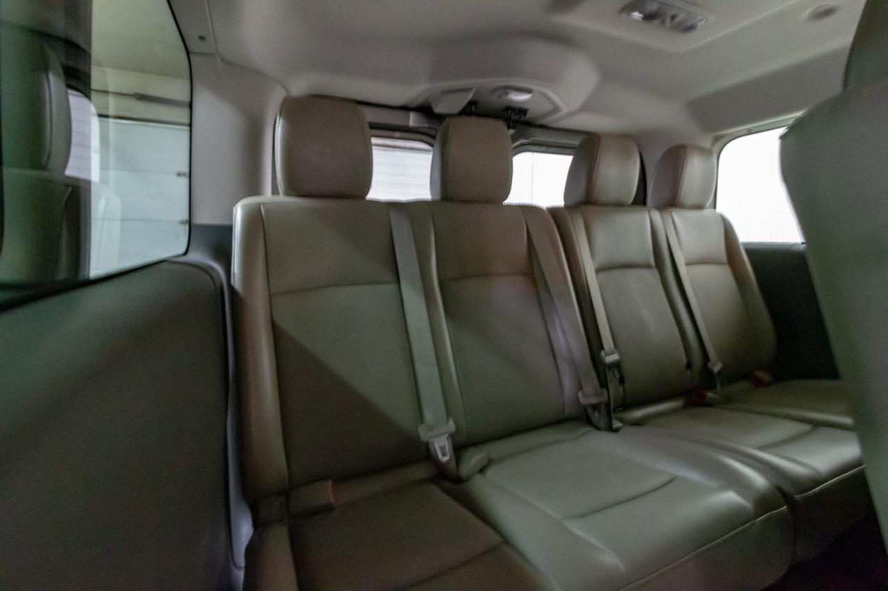 2018 Nissan NV 3500 SL 12 Passenger Nav BCam Red Deer AB