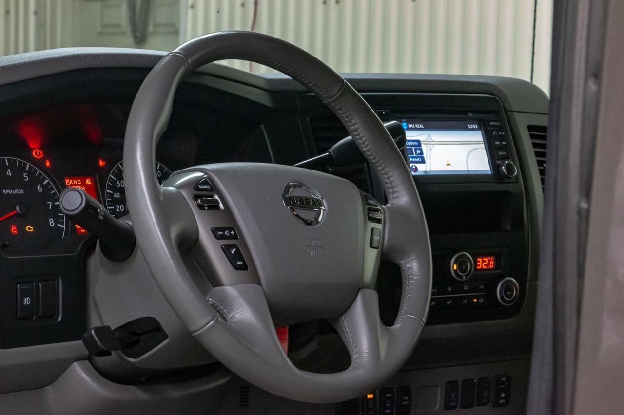 2018 Nissan NV 3500 SL 12 Passenger Nav BCam Red Deer AB