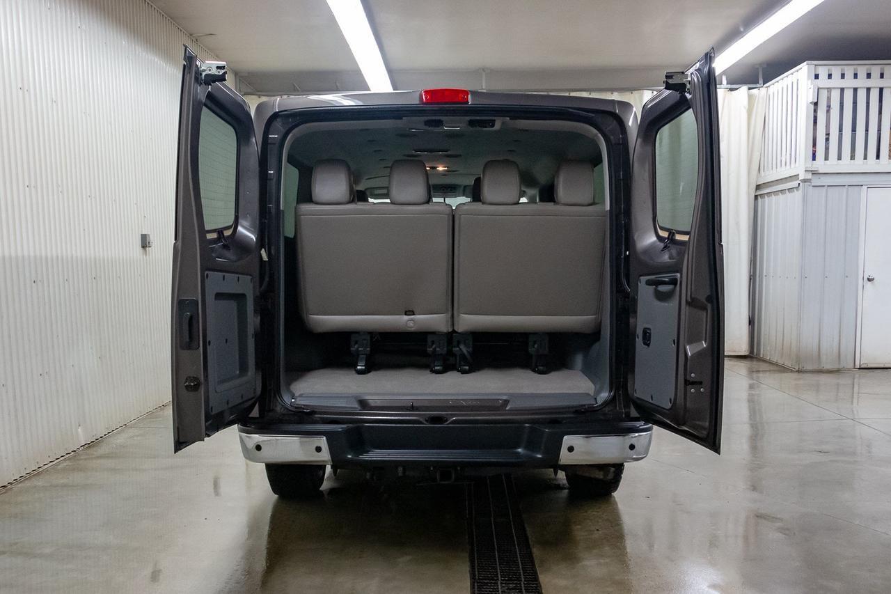 2018 Nissan NV 3500 SL 12 Passenger Nav BCam Red Deer AB