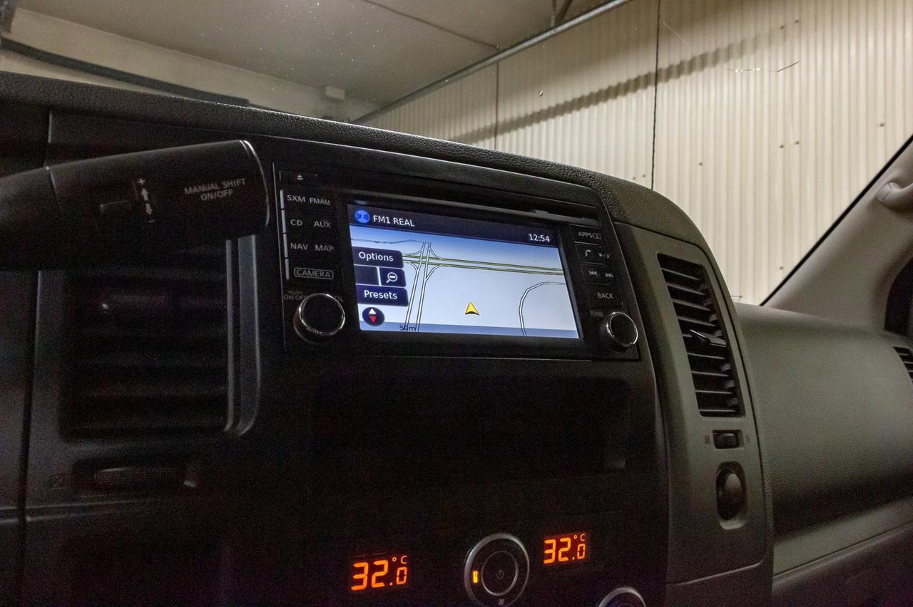 2018 Nissan NV 3500 SL 12 Passenger Nav BCam Red Deer AB