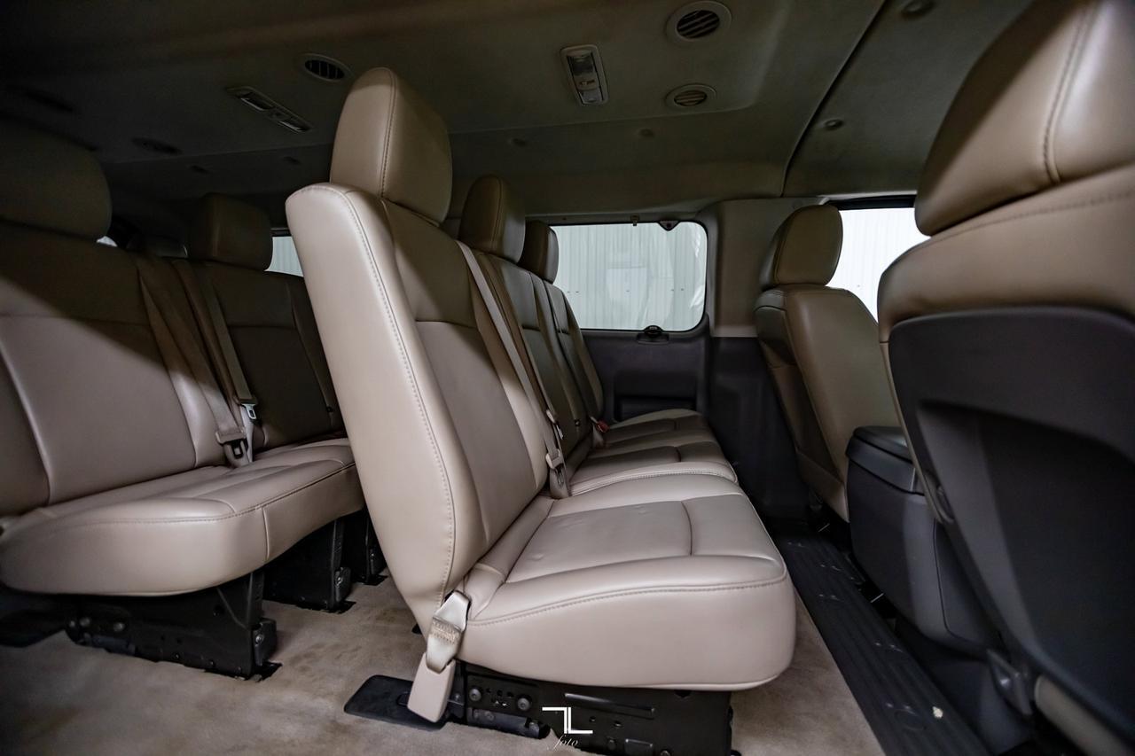 2018 Nissan NV 3500HD SL 12 Passenger Leather Nav BCam Red Deer AB
