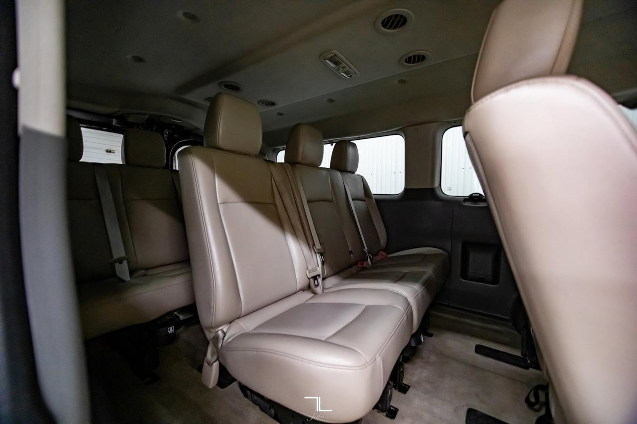 2018 Nissan NV 3500HD SL 12 Passenger Leather Nav BCam Red Deer AB