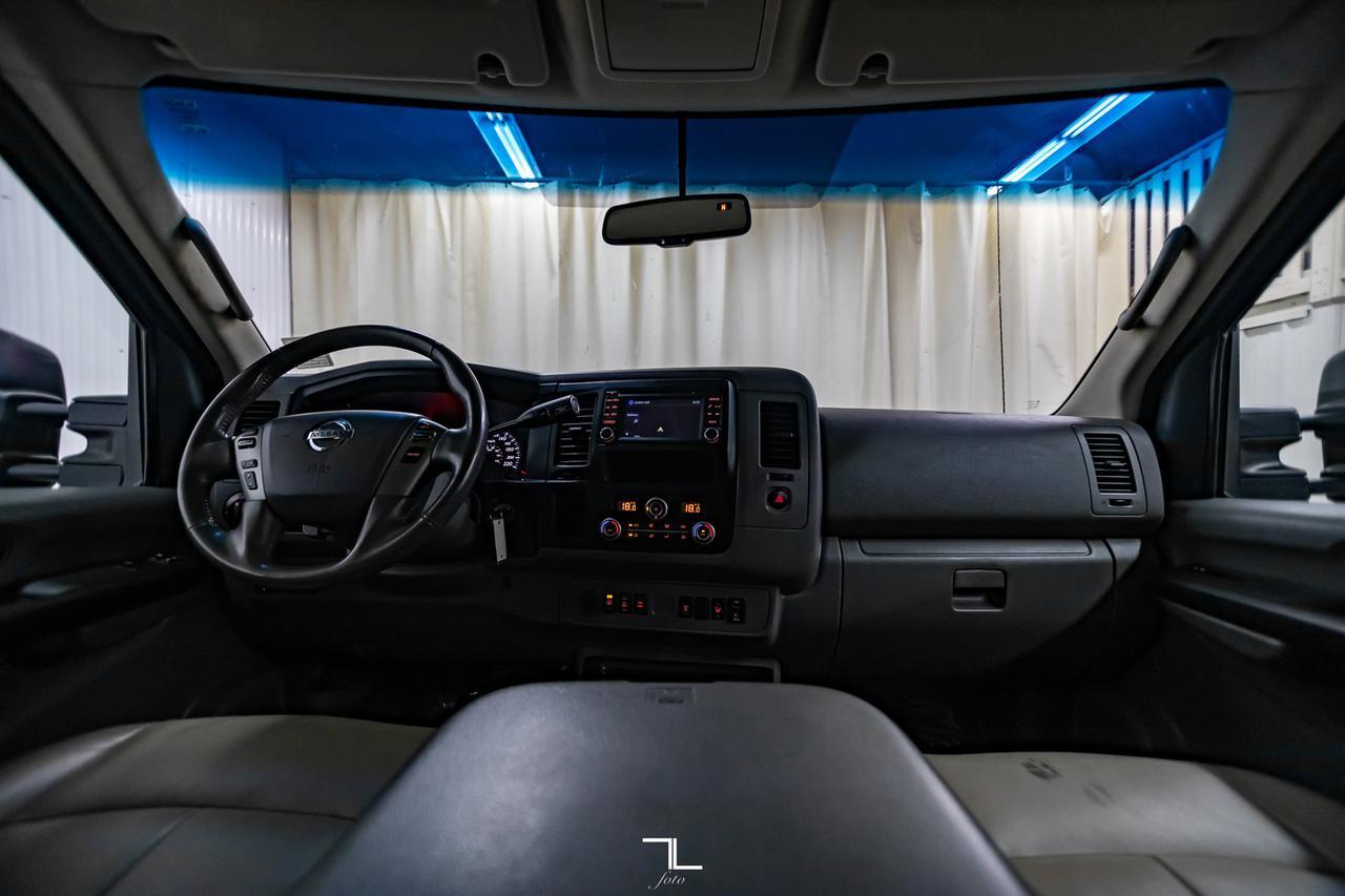 2018 Nissan NV 3500HD SL 12 Passenger Leather Nav BCam Red Deer AB