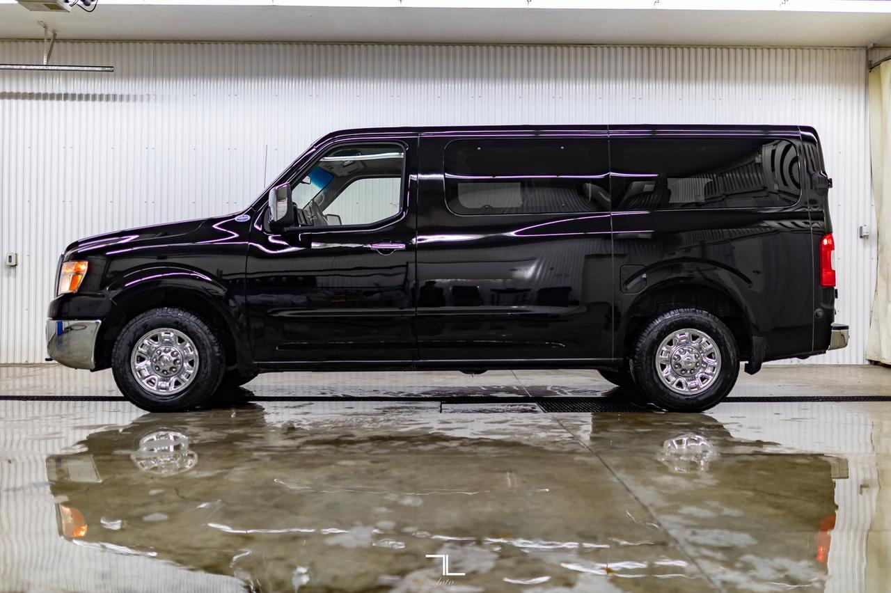 2018 Nissan NV 3500HD SL 12 Passenger Leather Nav BCam Red Deer AB