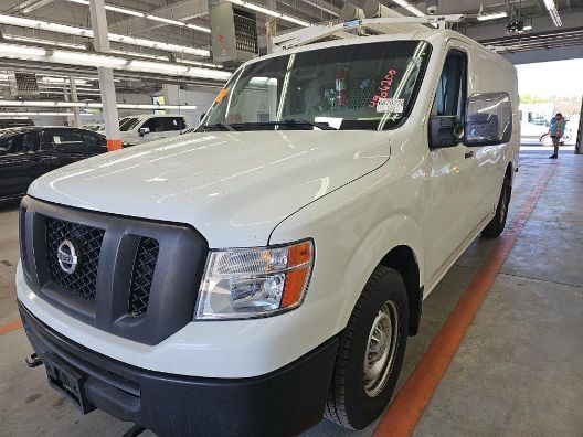2018 Nissan NV Cargo NV3500 HD S V8 Standard Roof 146.1 WB