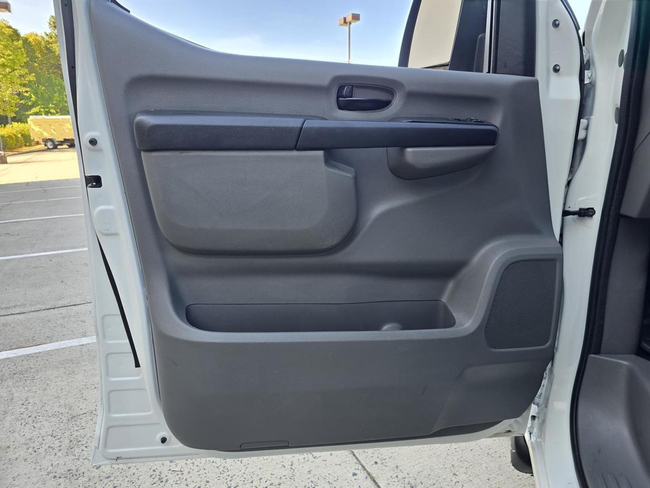 2018 Nissan NV Passenger NV3500HD S V6 12-Passenger Concord NC