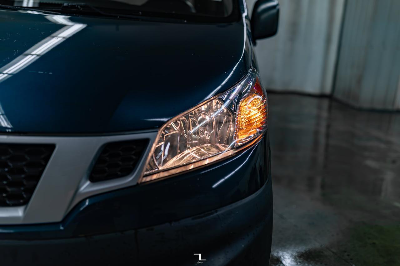 2018 Nissan NV200 S Cargo Van BCam Red Deer AB