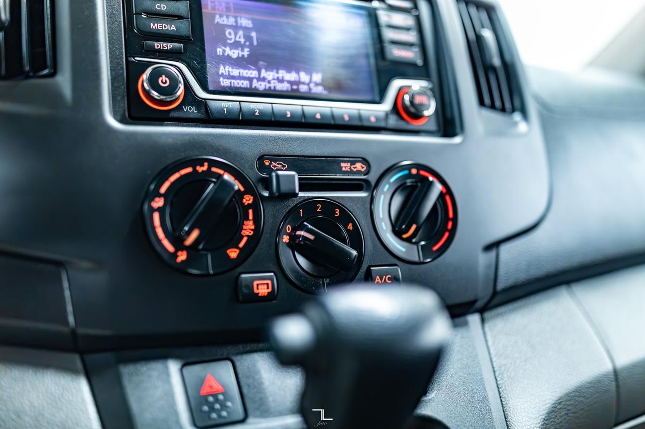 2018 Nissan NV200 S Cargo Van BCam Red Deer AB