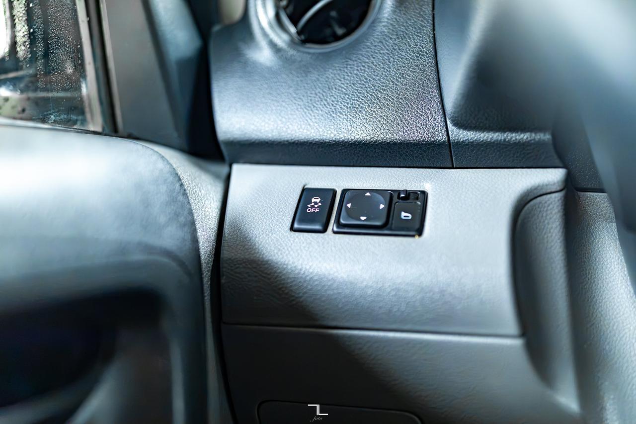 2018 Nissan NV200 S Cargo Van BCam Red Deer AB