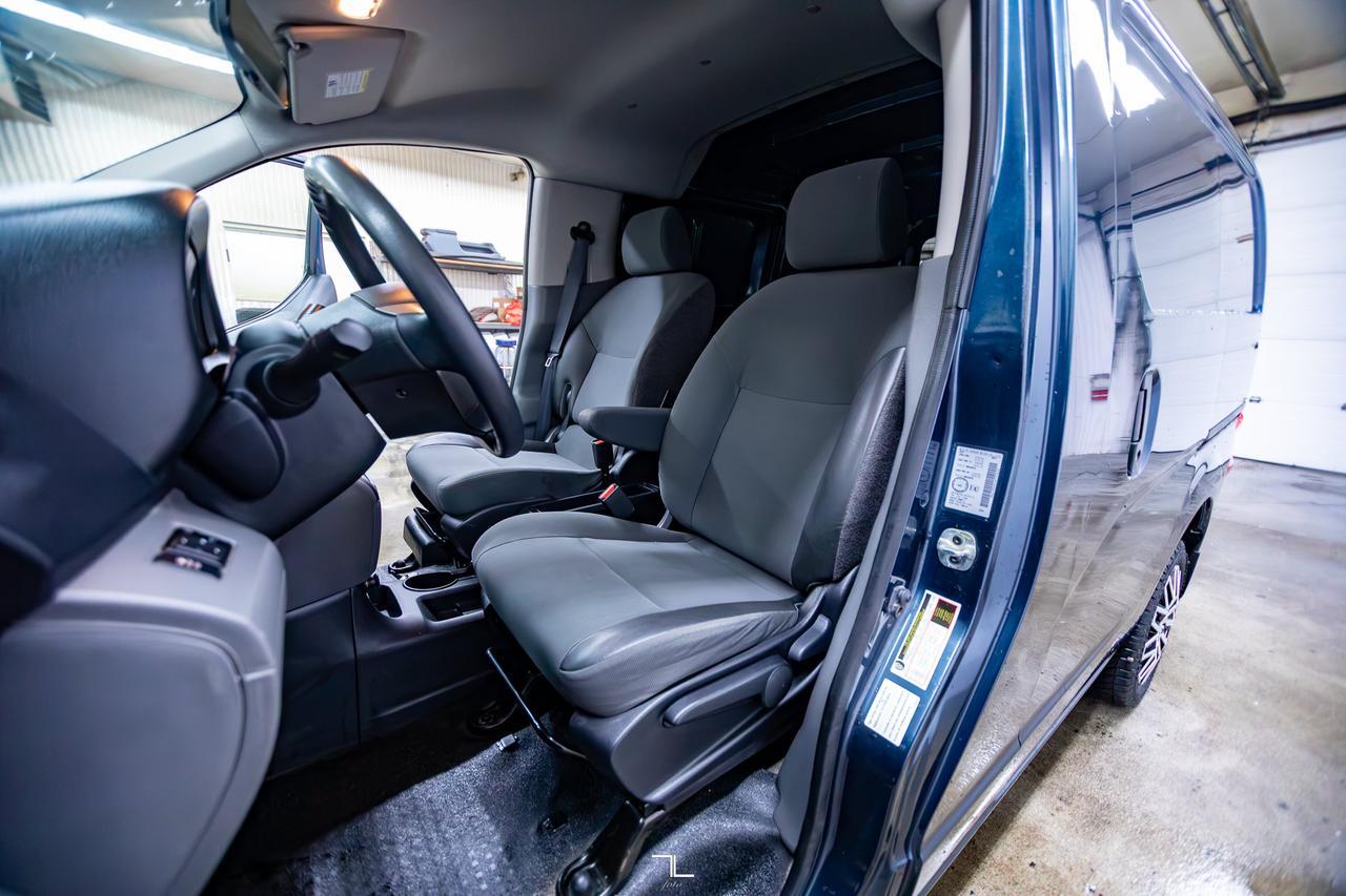 2018 Nissan NV200 S Cargo Van BCam Red Deer AB