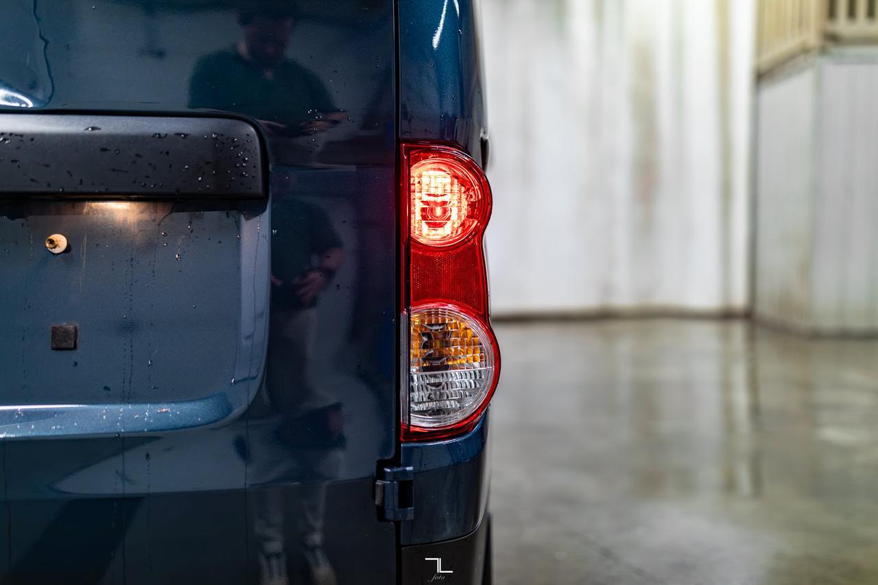 2018 Nissan NV200 S Cargo Van BCam Red Deer AB