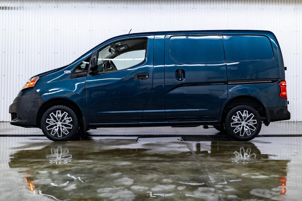 2018 Nissan NV200 S Cargo Van BCam Red Deer AB