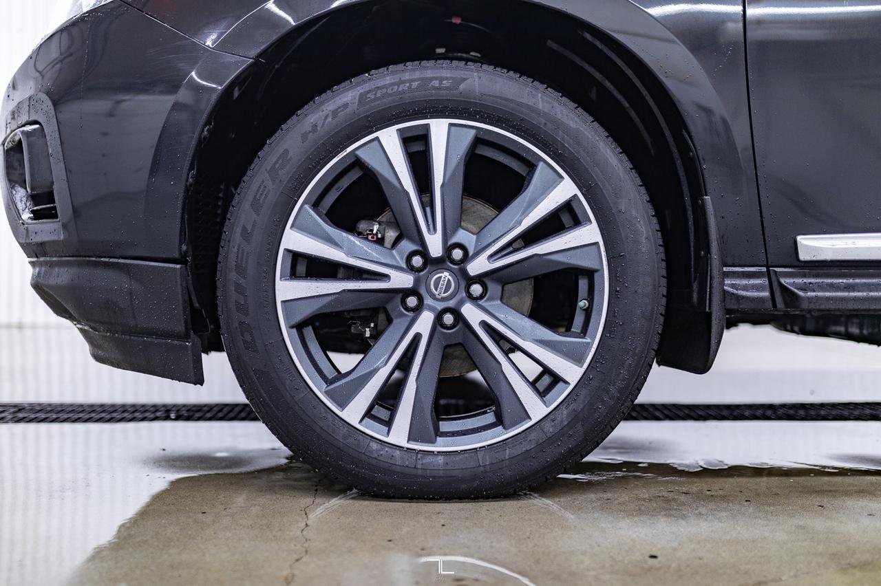 2018 Nissan Pathfinder AWD Platinum Leather Roof Nav BCam Red Deer AB