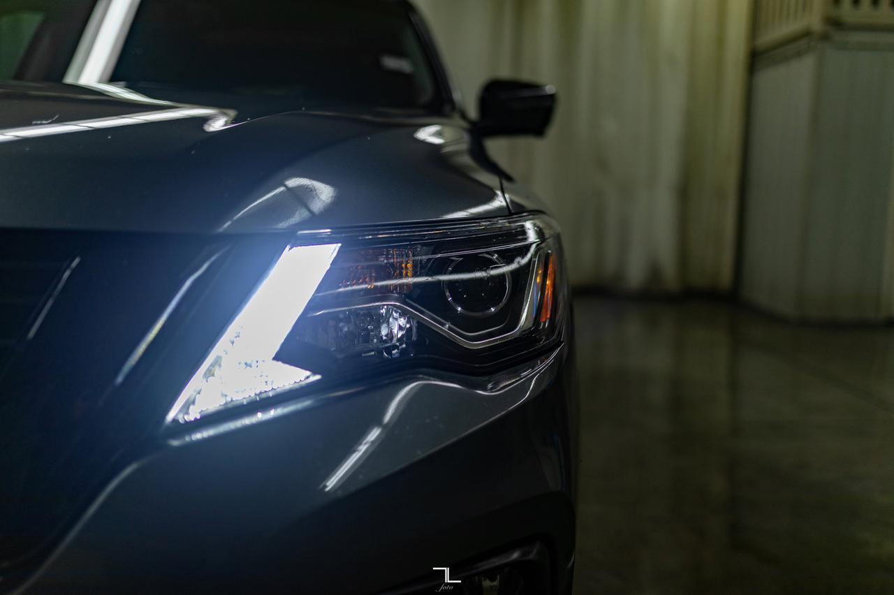 2018 Nissan Pathfinder AWD SL Midnight Edition Leather Roof Nav BCam Red Deer AB