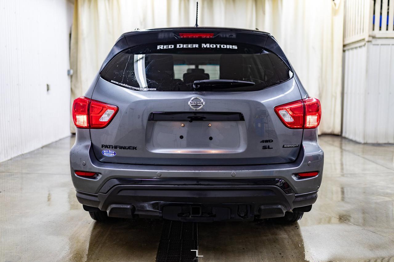 2018 Nissan Pathfinder AWD SL Midnight Edition Leather Roof Nav BCam Red Deer AB