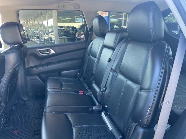 2018 Nissan Pathfinder Platinum Cleveland OH