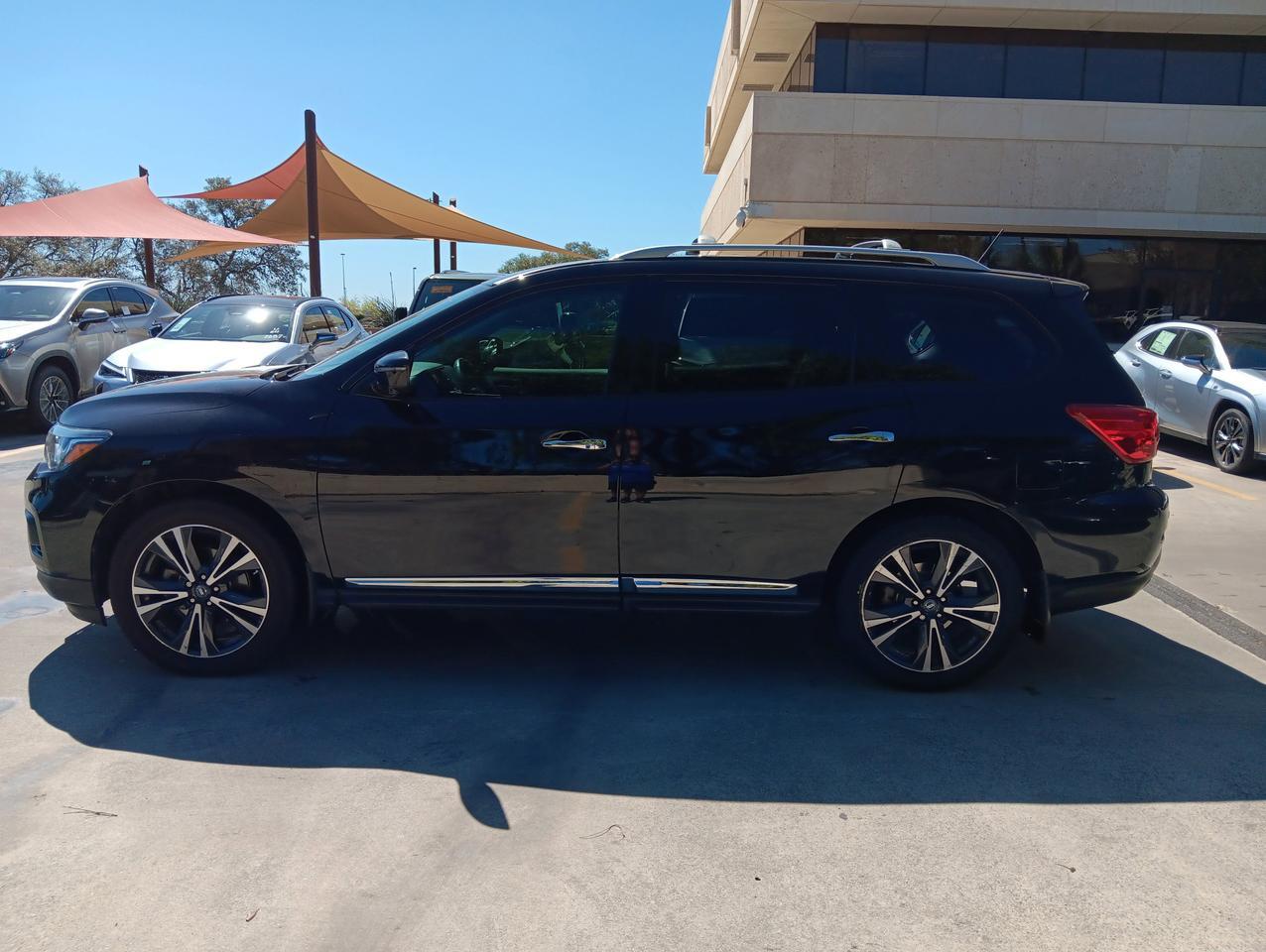 2018 Nissan Pathfinder Platinum