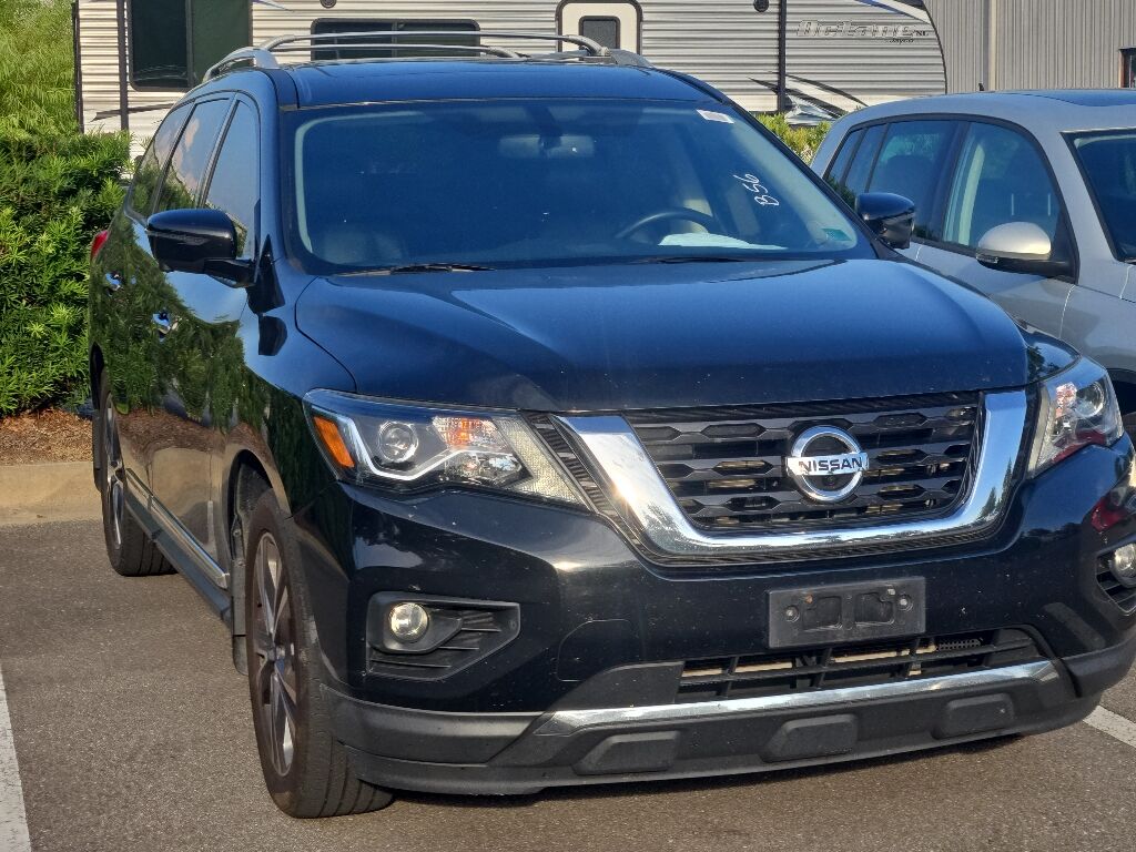 2018 Nissan Pathfinder Platinum