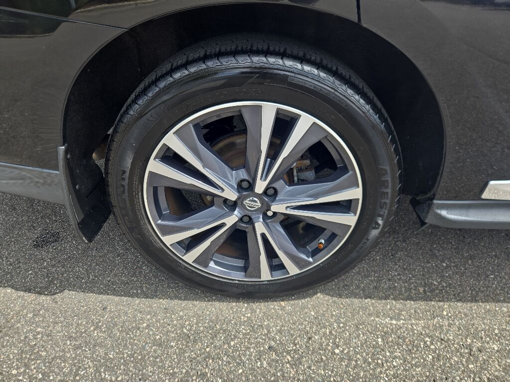 2018 Nissan Pathfinder Platinum Wilmington NC