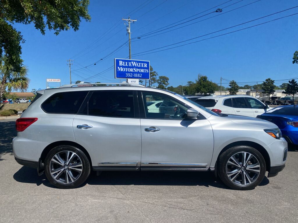 2018 Nissan Pathfinder Platinum