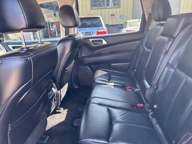 2018 Nissan Pathfinder SL Cleveland OH