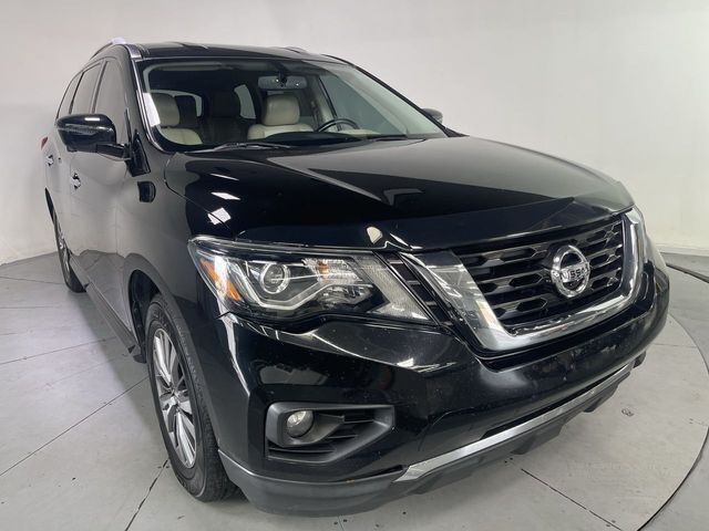 2018 Nissan Pathfinder SL