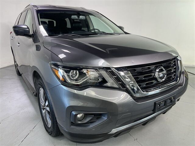 2018 Nissan Pathfinder SL