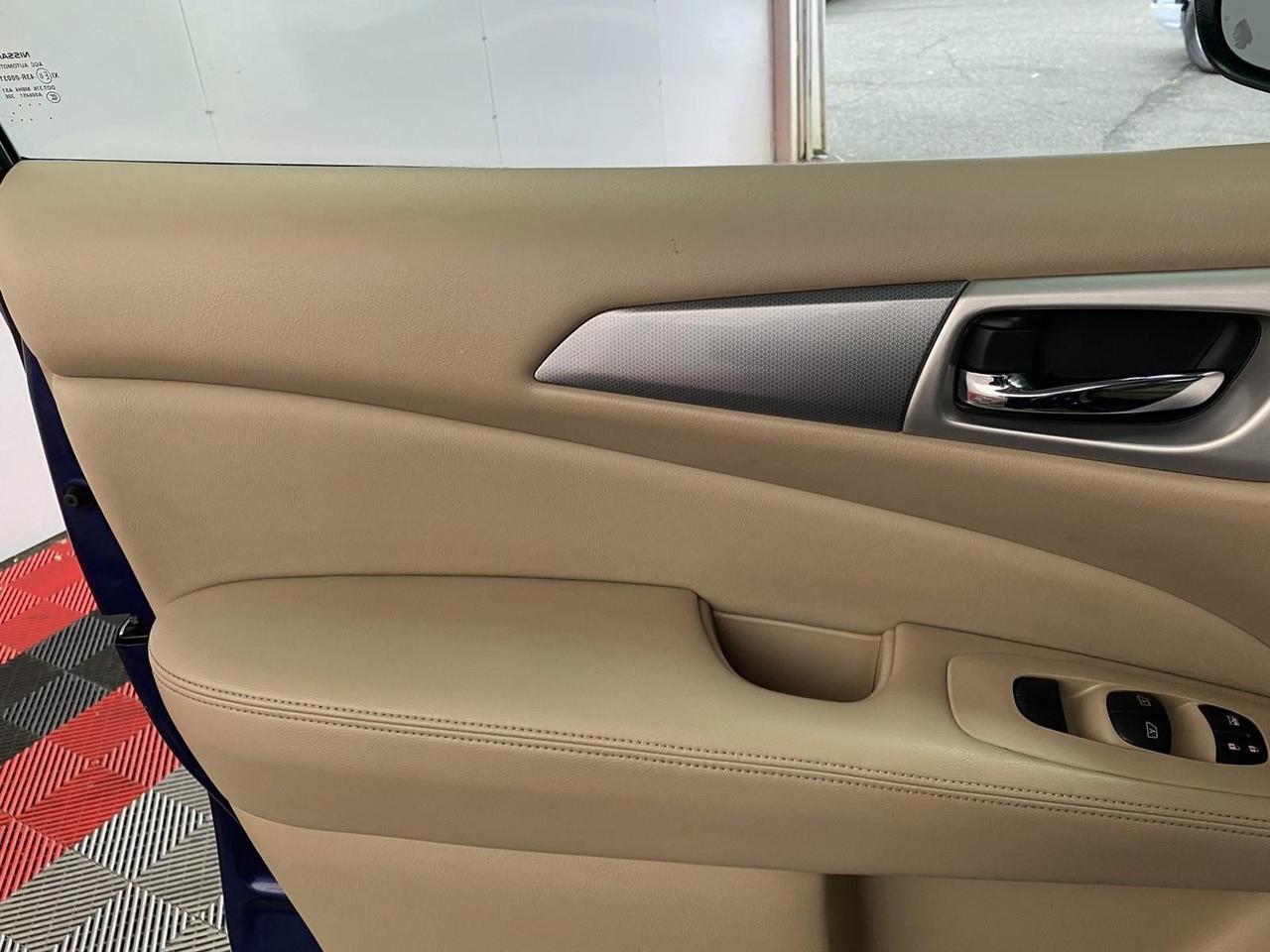 2018 Nissan Pathfinder SL Richmond Hill NY