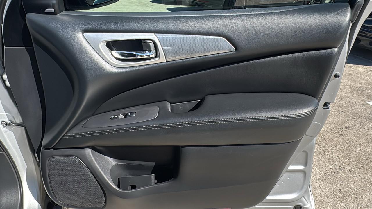 2018 Nissan Pathfinder SL  Selma TX