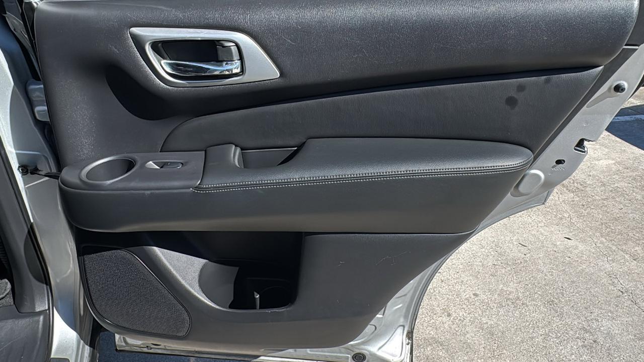 2018 Nissan Pathfinder SL  Selma TX