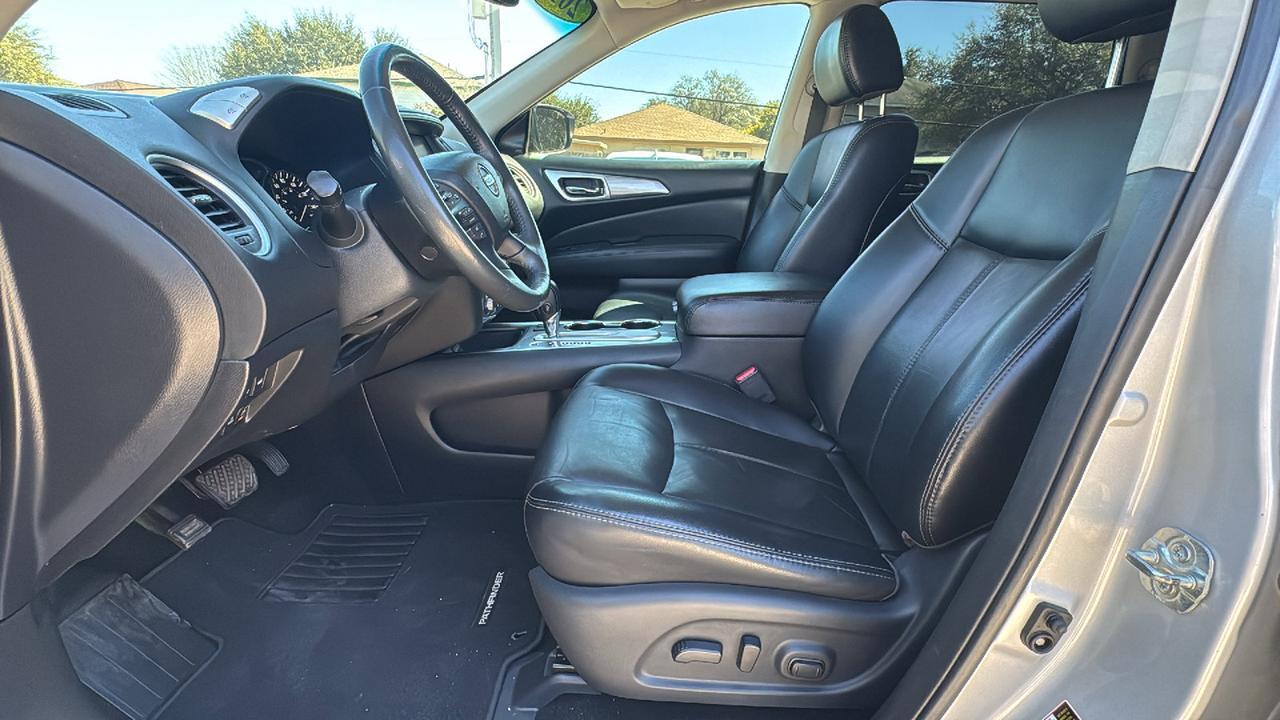 2018 Nissan Pathfinder SL  Selma TX