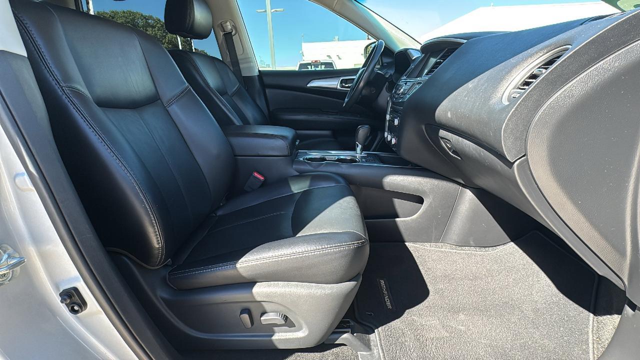 2018 Nissan Pathfinder SL  Selma TX