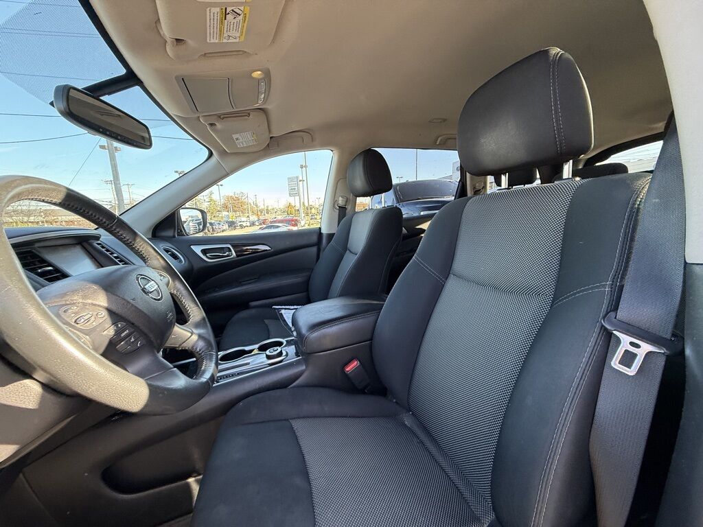 2018 Nissan Pathfinder SV Crestwood KY
