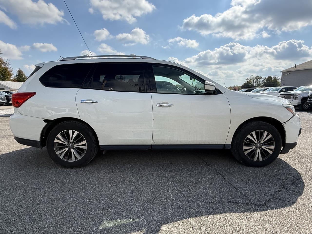 2018 Nissan Pathfinder SV Crestwood KY