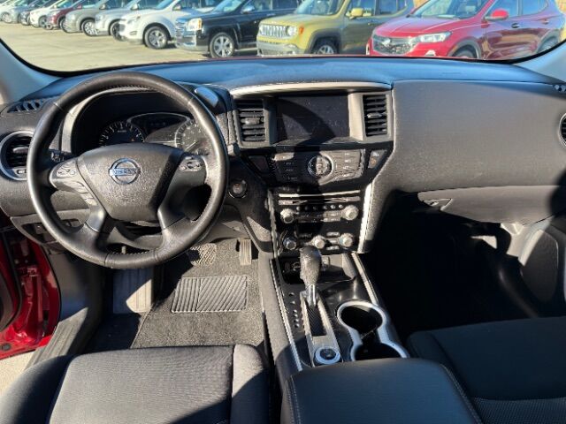 2018 Nissan Pathfinder SV Hattiesburg MS 2018 Nissan Pathfinder SV Hattiesburg MS