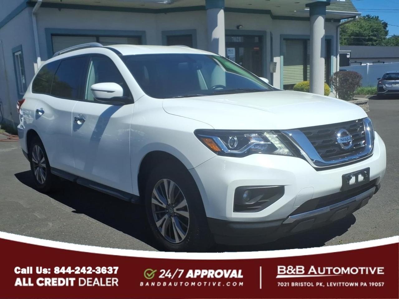 2018 Nissan Pathfinder SV