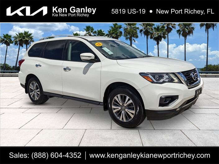 2018 Nissan Pathfinder SV Oshkosh WI