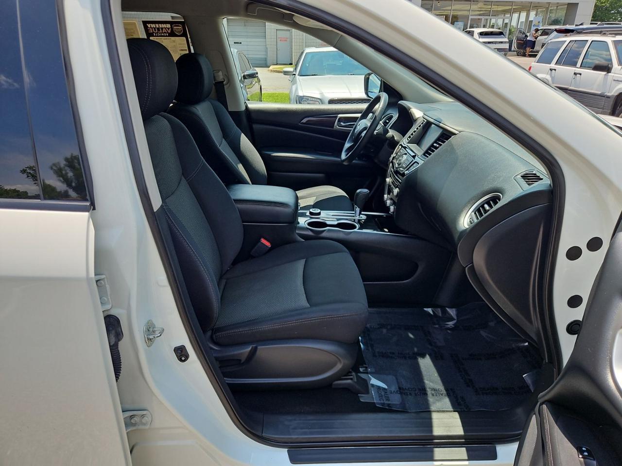 2018 Nissan Pathfinder SV Waldorf MD
