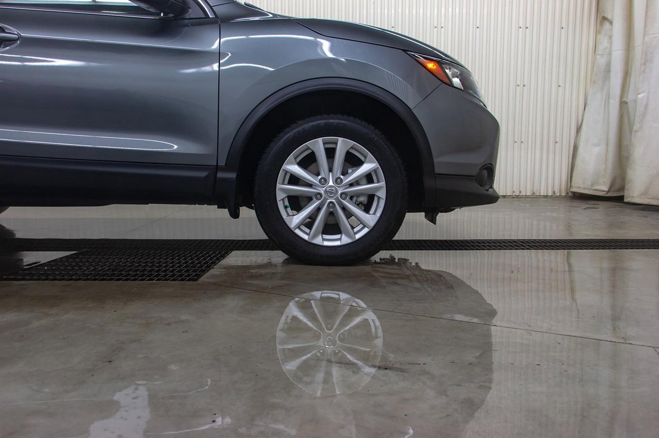 2018 Nissan Qashqai AWD S BCam Red Deer AB