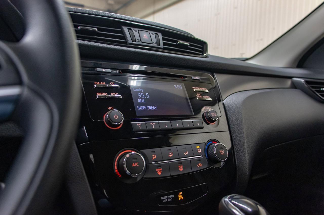 2018 Nissan Qashqai AWD S BCam Red Deer AB