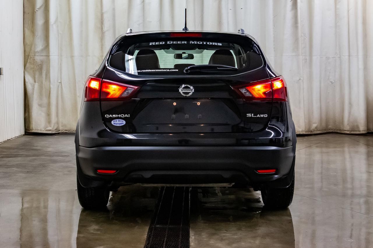 2018 Nissan Qashqai AWD SL Leather Roof Nav Red Deer AB