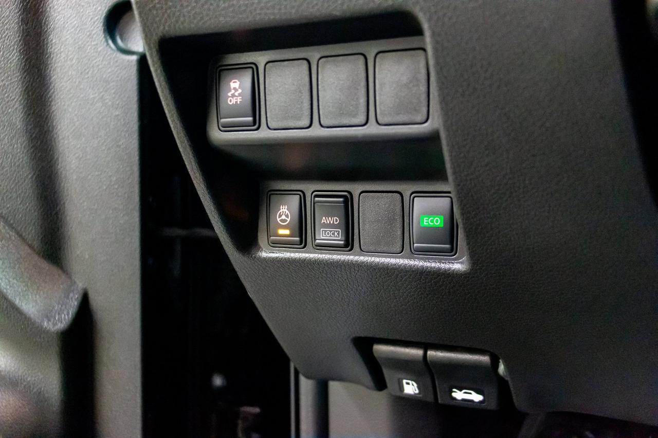 2018 Nissan Qashqai AWD SL Leather Roof Nav Red Deer AB