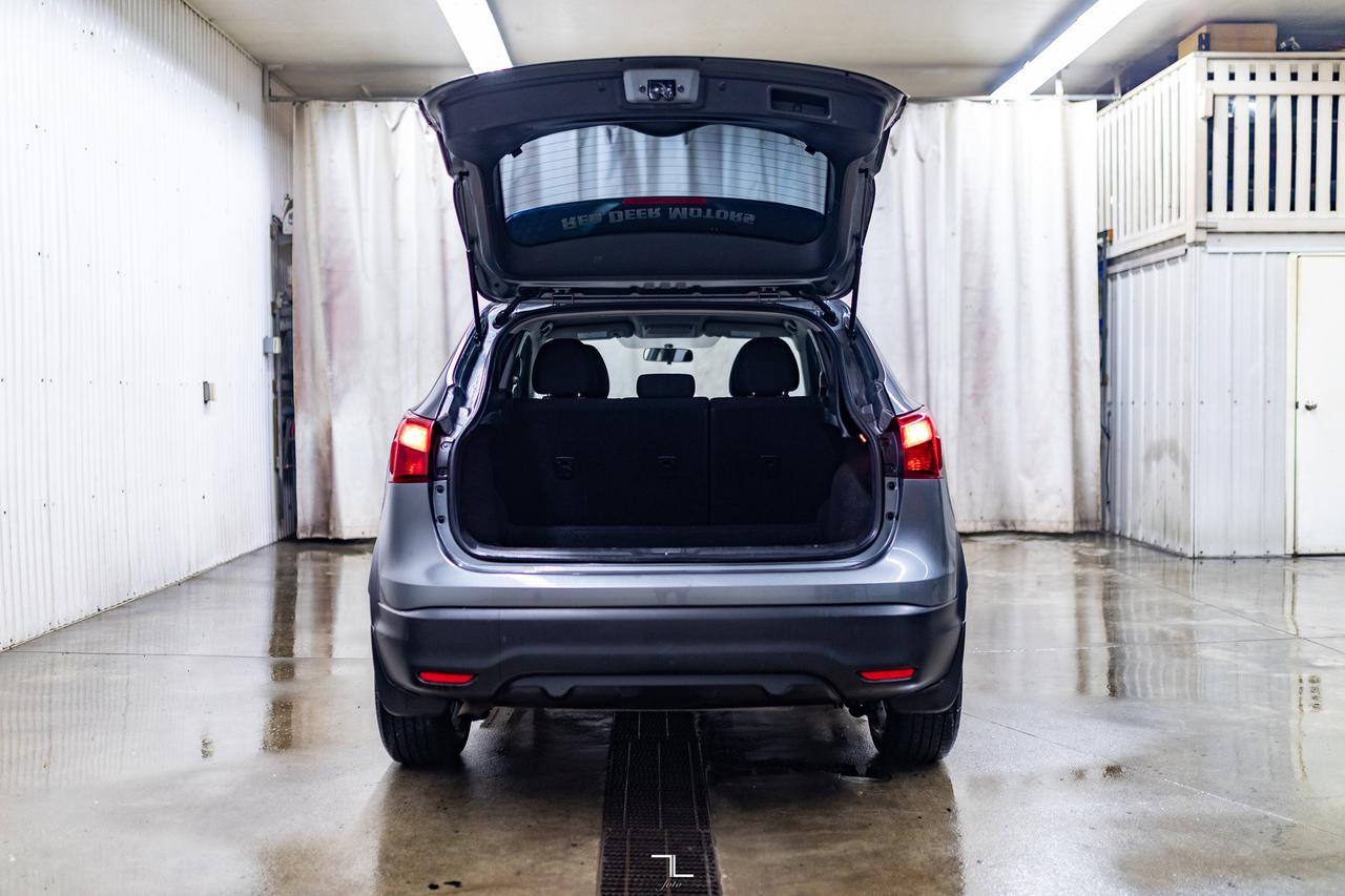 2018 Nissan Qashqai FWD S BCam Red Deer AB