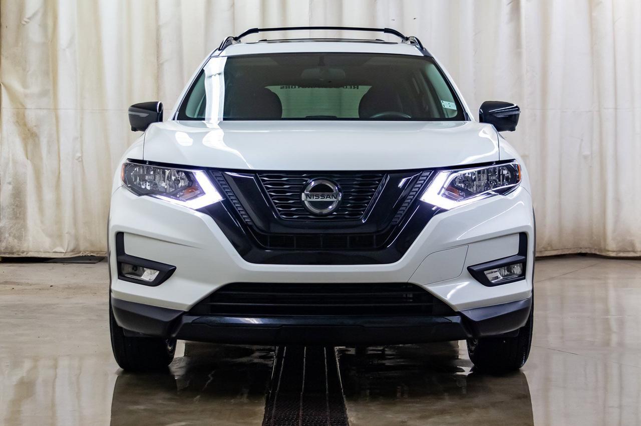 2018 Nissan Rogue AWD Midnight Roof Nav BCam Red Deer AB