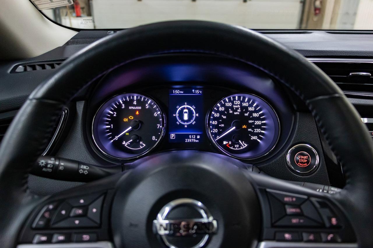 2018 Nissan Rogue AWD Midnight Roof Nav BCam Red Deer AB