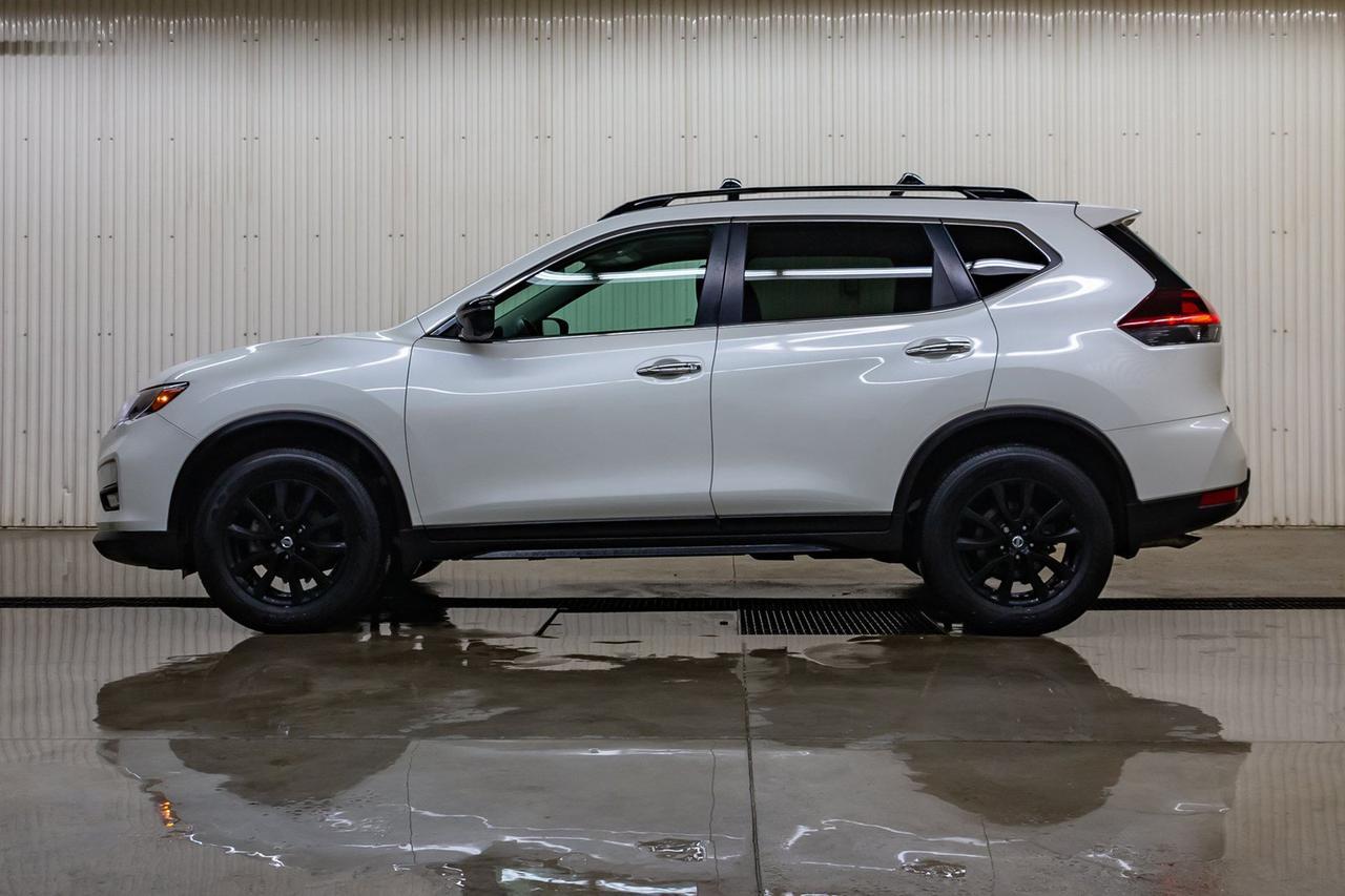2018 Nissan Rogue AWD Midnight Roof Nav BCam Red Deer AB