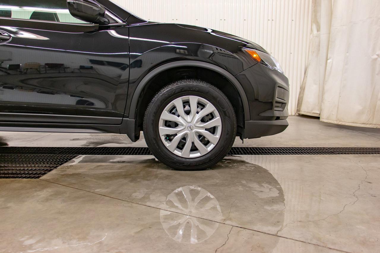 2018 Nissan Rogue AWD S BCam Red Deer AB