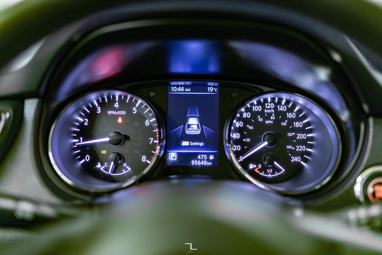 2018 Nissan Rogue AWD SL Leather Roof Nav BCam Red Deer AB