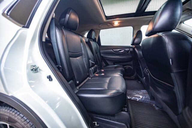 2018 Nissan Rogue AWD SL Leather Roof Nav BCam Red Deer AB